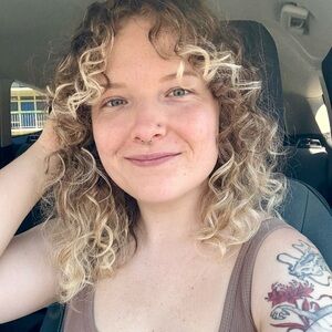 Meet your Posher, Moe